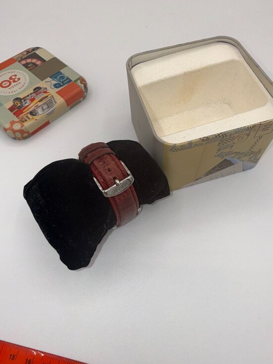 Fossil Women’s Watch Crystal Bezel Mother of Pearl Dial w/ Tin Gift Set main image 9